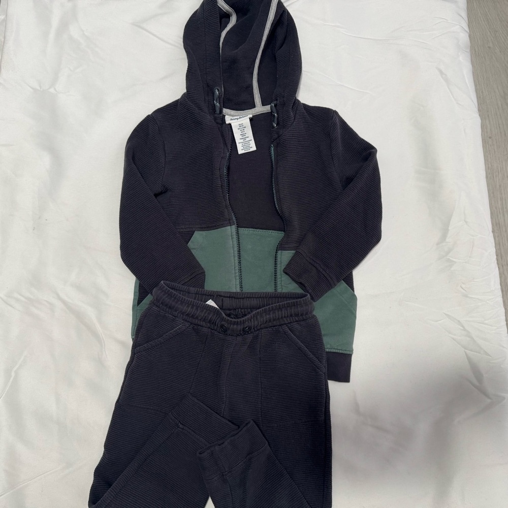 Tommy Bahama Boys Size 3T Matching Set in Gray and Green Hoodie & Joggers